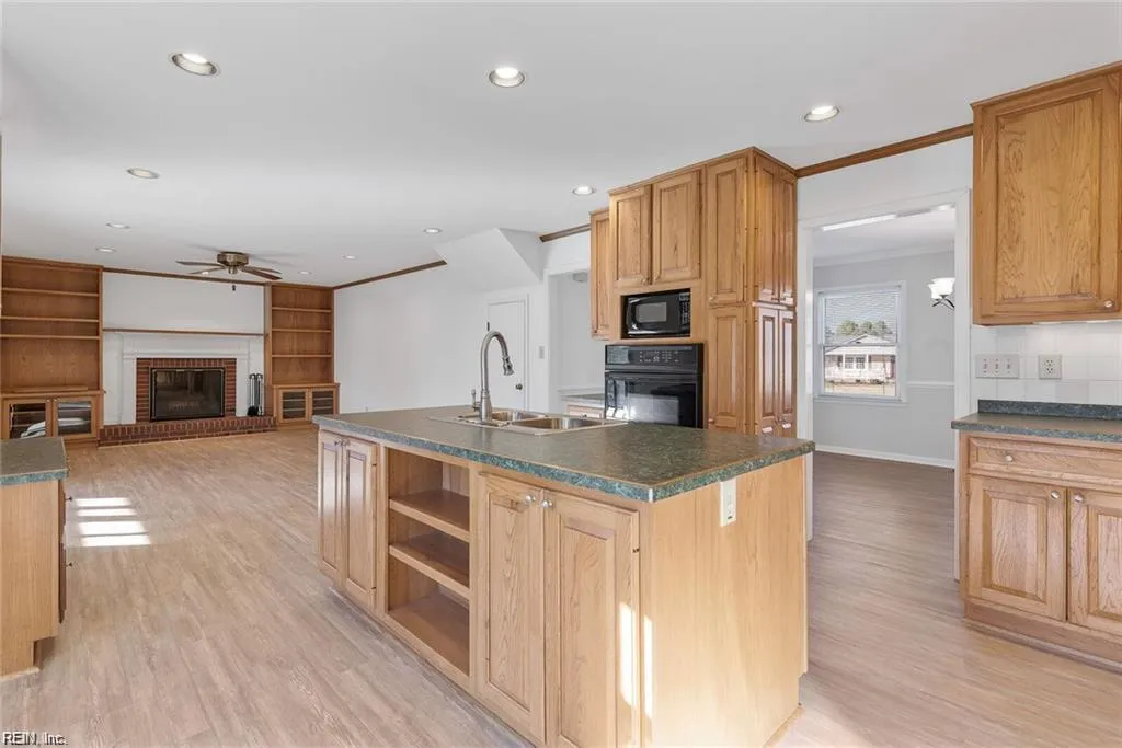 Poquoson, Virginia 23662, United States, 4 Bedrooms Bedrooms, ,3 BathroomsBathrooms,Residential,Pending,183159