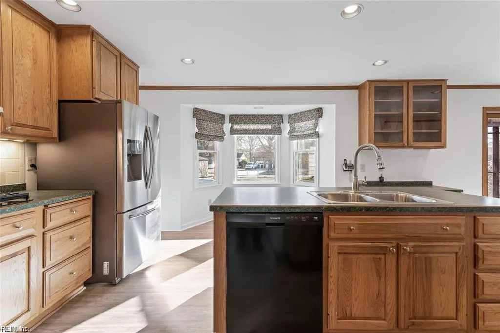 Poquoson, Virginia 23662, United States, 4 Bedrooms Bedrooms, ,3 BathroomsBathrooms,Residential,Pending,183159