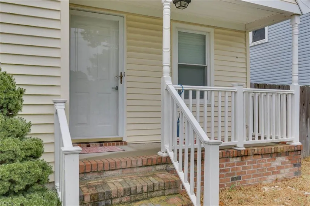 Chesapeake, Virginia 23320, United States, 3 Bedrooms Bedrooms, ,2 BathroomsBathrooms,Residential,Active,225248