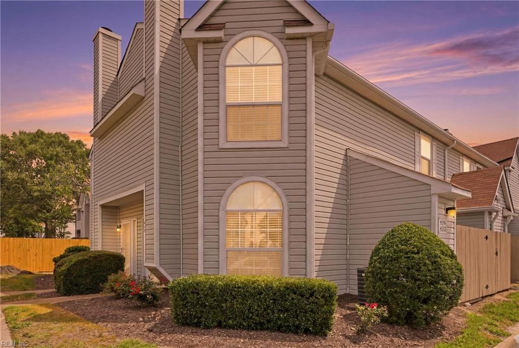 Photo of 4630 Georgetown Place, Virginia Beach, VA 23455 (MLS # 10639110)