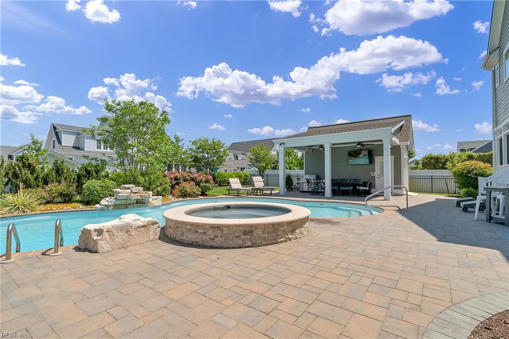 2240 Rio Rancho DR