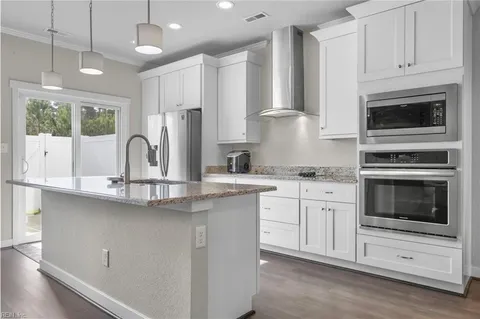 311 Sikeston Lane, Chesapeake, VA 23322 - #: 10581921