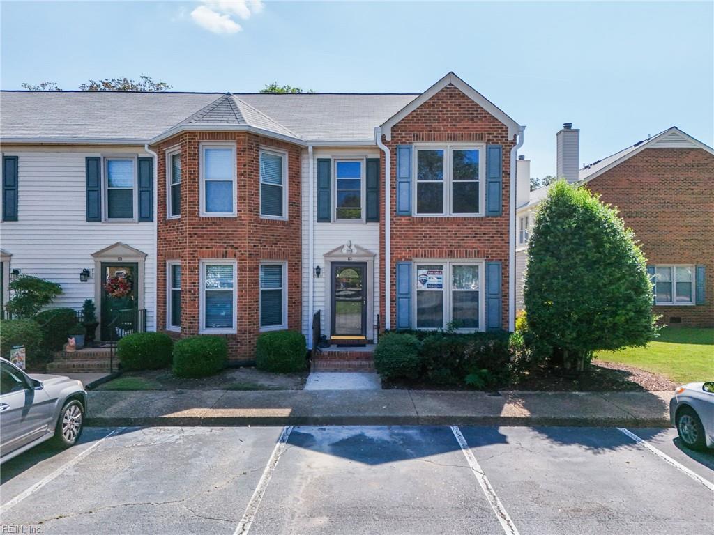 Photo of 113 River Point Lane, Suffolk, VA 23434 (MLS # 10655158)
