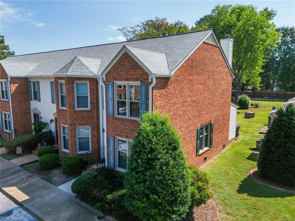 Photo of 113 River Point Lane, Suffolk, VA 23434 (MLS # 10655158)