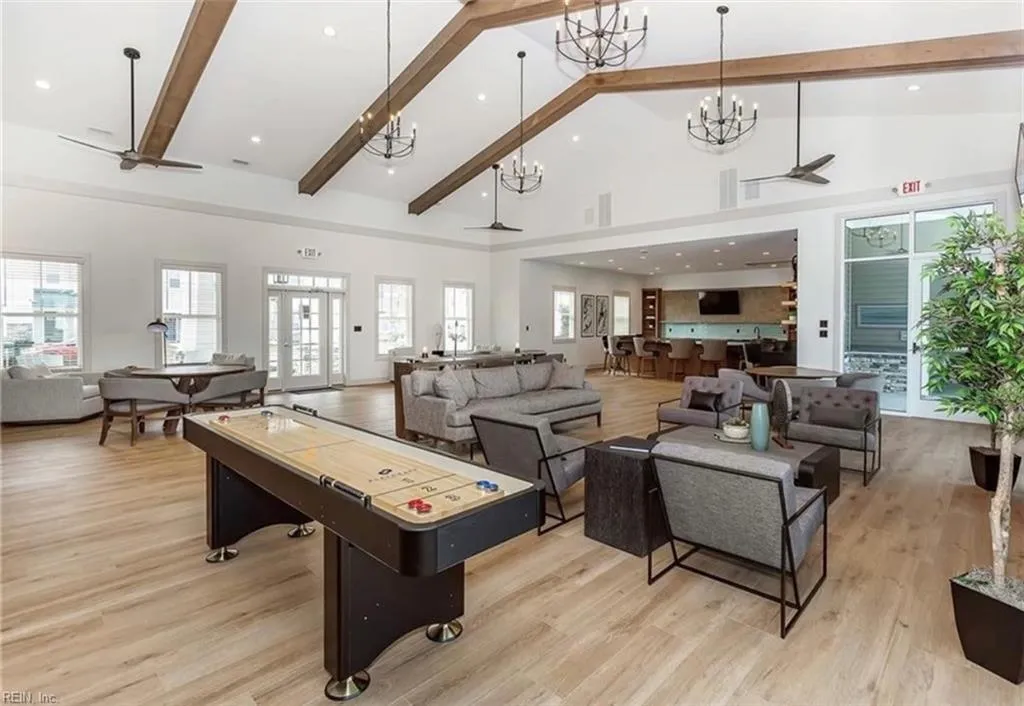 Suffolk, Virginia 23435, United States, 3 Bedrooms Bedrooms, ,3 BathroomsBathrooms,Residential,Pending,27731