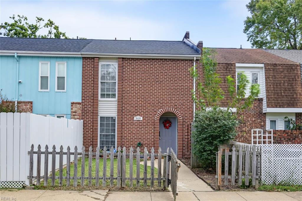 Photo of 5618 Morningside Court, Virginia Beach, VA 23462 (MLS # 10655280)