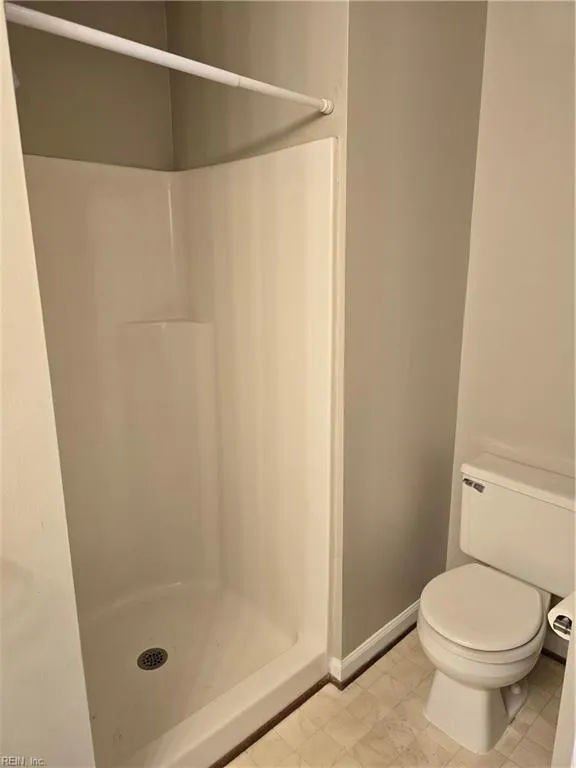 Chesapeake, Virginia 23320, United States, 2 Bedrooms Bedrooms, ,3 BathroomsBathrooms,Residential,Active,23240