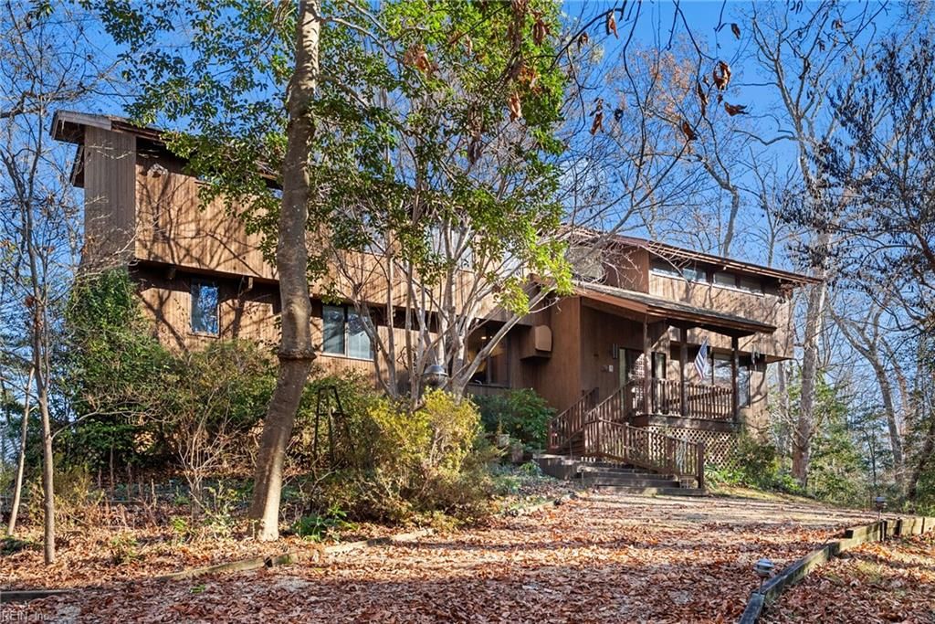 Photo of 701 Colony Trail, Lanexa, VA 23089 (MLS # 10612742)