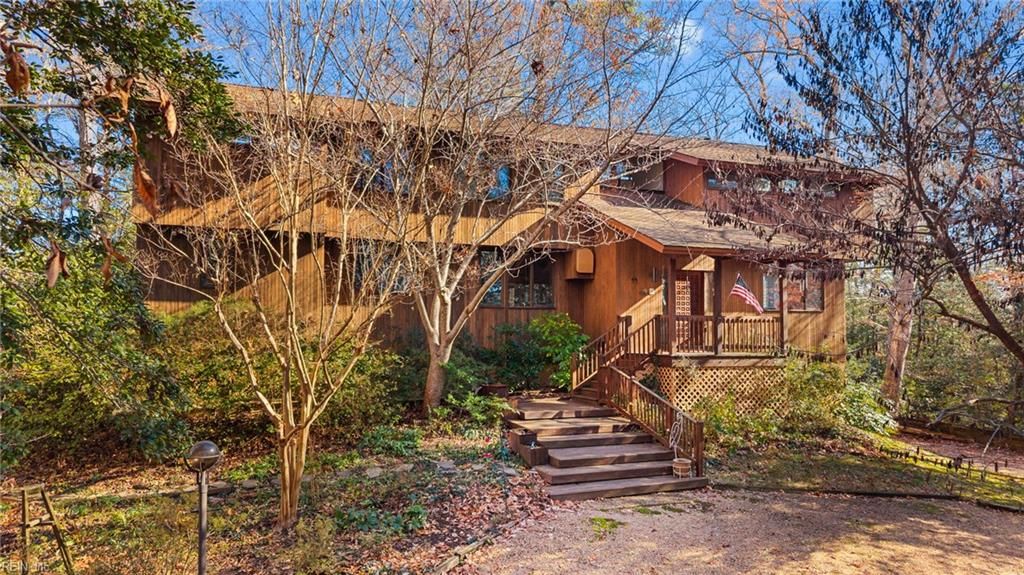 Photo of 701 Colony Trail, Lanexa, VA 23089 (MLS # 10612742)