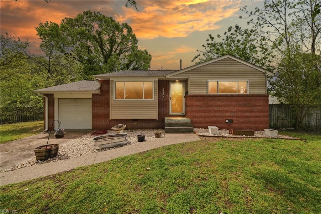 Photo of 560 Brian Avenue, Virginia Beach, VA 23462 (MLS # 10632123)