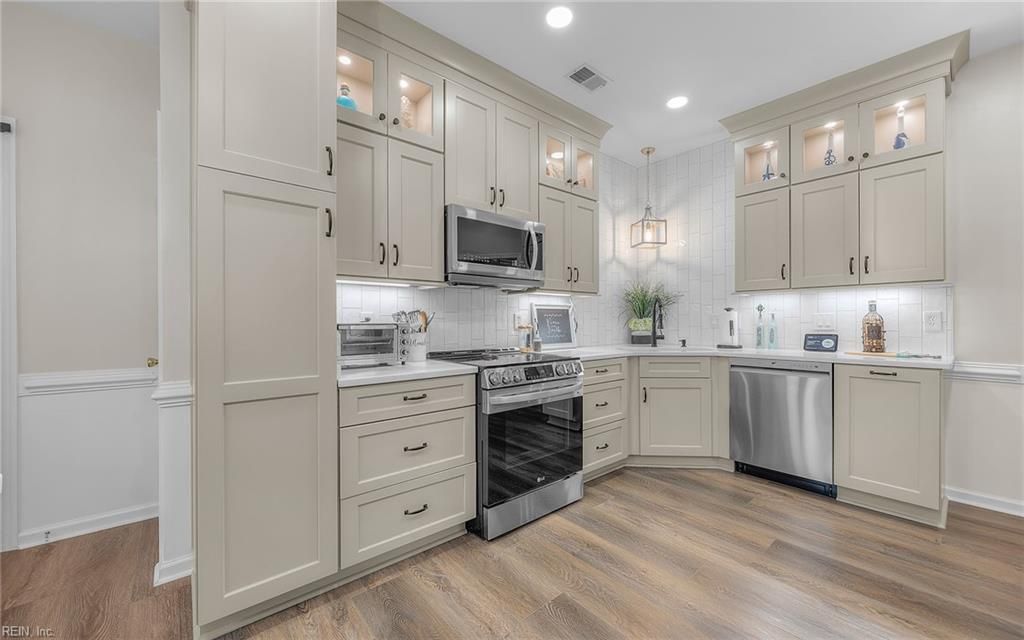 Photo of 2928 Einstein Drive, Virginia Beach, VA 23456 (MLS # 10623206)