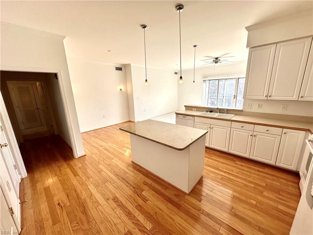 Photo of 230 NAT TURNER Boulevard #3005, Newport News, VA 23606 (MLS # 10619273)