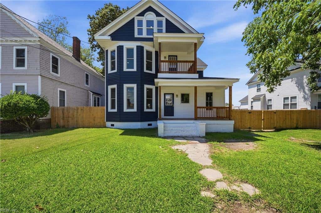 Photo of 14 Parkview Avenue, Portsmouth, VA 23704 (MLS # 10648278)