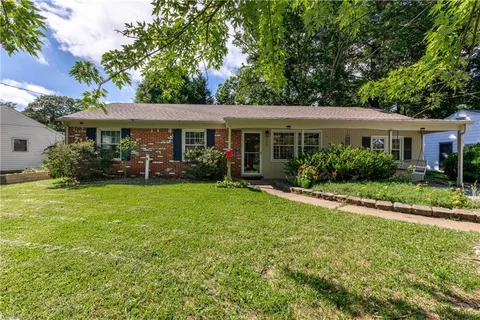 133 Onondaga Road, Virginia Beach, VA 23462 - #: 10571002