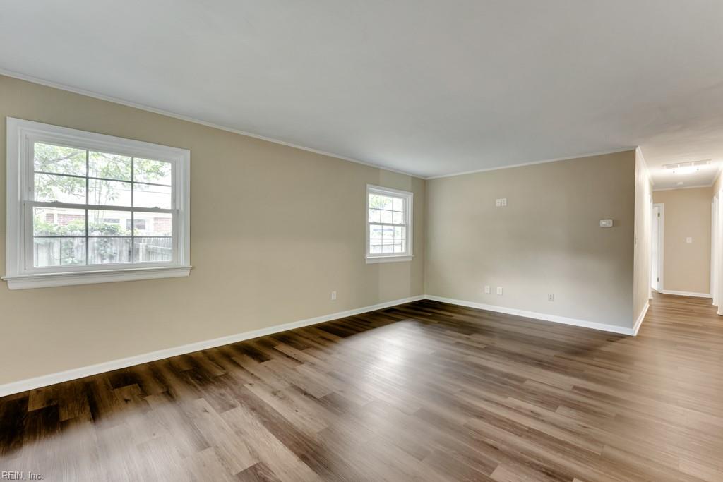 1308 Martine CT