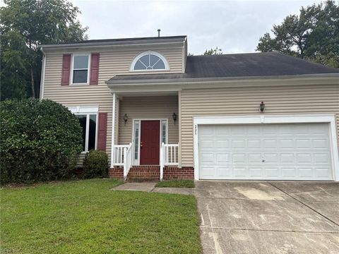 Photo of 223 Woodburne Lane, Newport News, VA 23602 (MLS # 10604754)