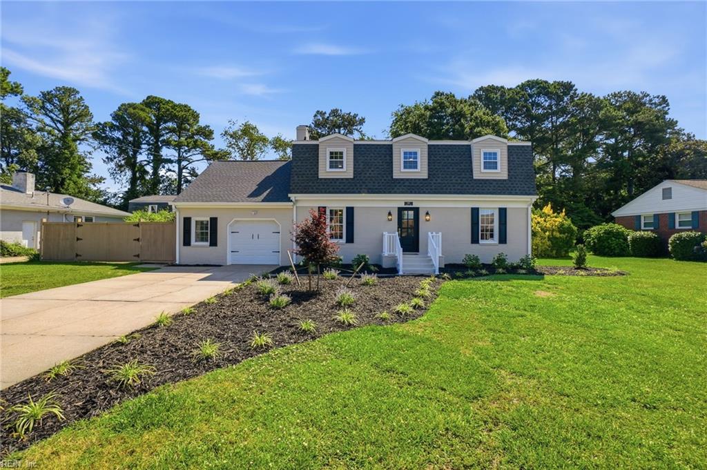 Photo of 960 Lindsley Drive, Virginia Beach, VA 23454 (MLS # 10641450)