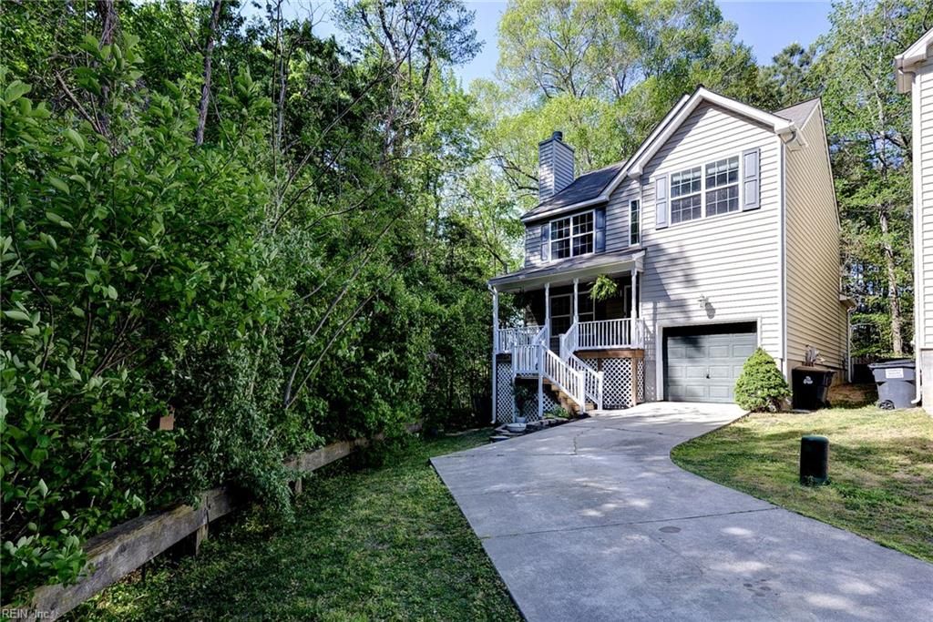 Photo of 874 Sugarloaf Run, Williamsburg, VA 23188 (MLS # 10629985)