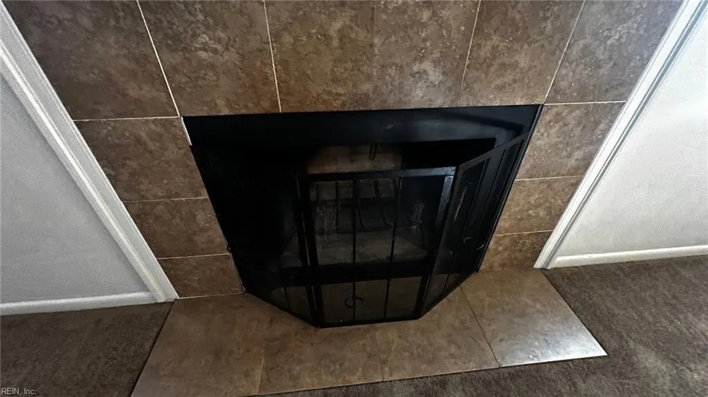 Portsmouth, Virginia 23703, United States, 3 Bedrooms Bedrooms, ,2 BathroomsBathrooms,Residential,Active,251130