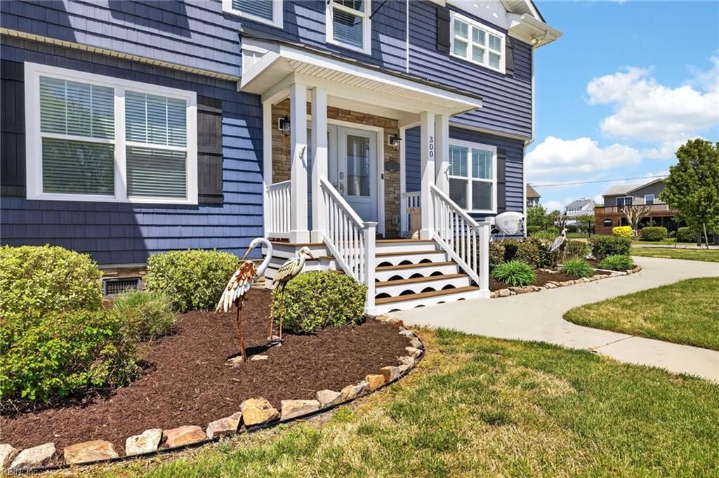 Photo of 300 Pintail Crescent, Virginia Beach, VA 23456 (MLS # 10629261)