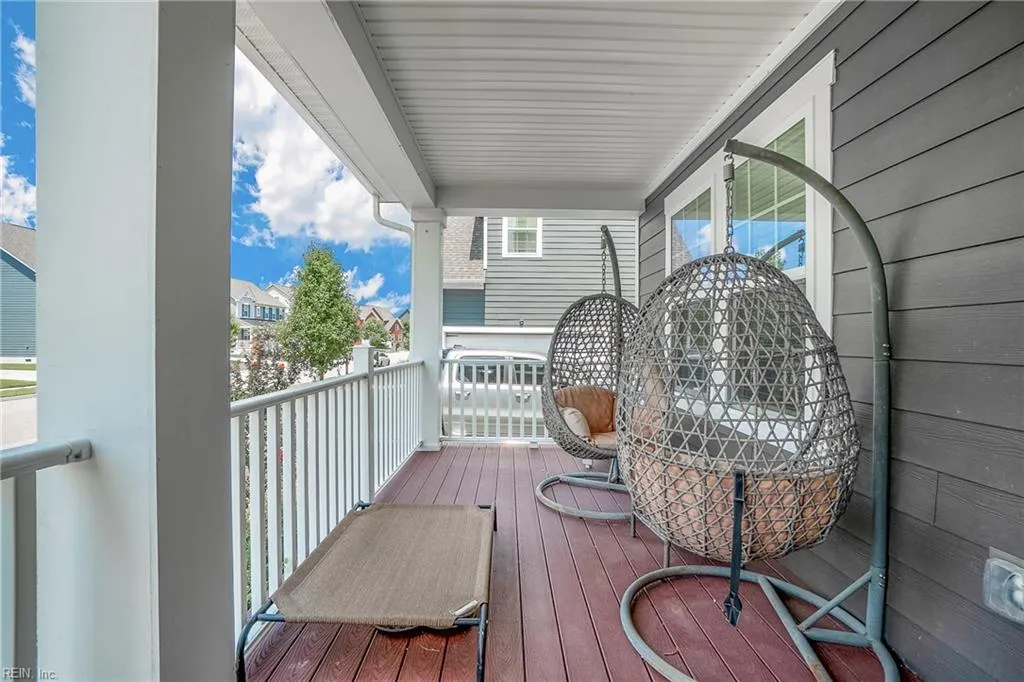 Chesapeake, Virginia 23323, United States, 5 Bedrooms Bedrooms, ,4 BathroomsBathrooms,Residential,Pending,36731