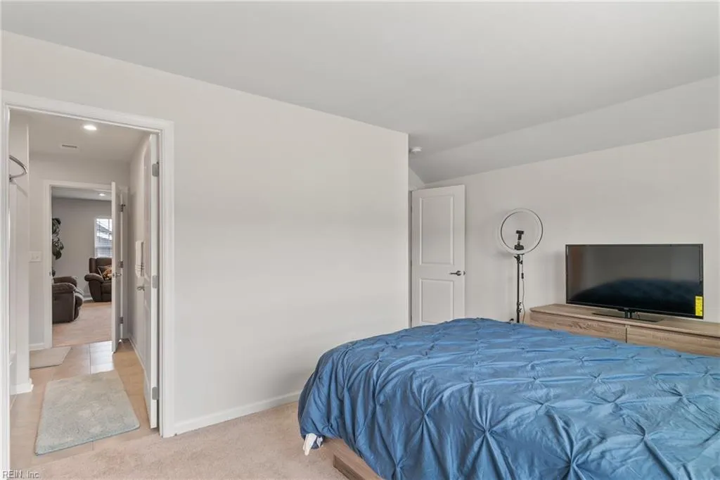 Chesapeake, Virginia 23323, United States, 5 Bedrooms Bedrooms, ,4 BathroomsBathrooms,Residential,Pending,36731