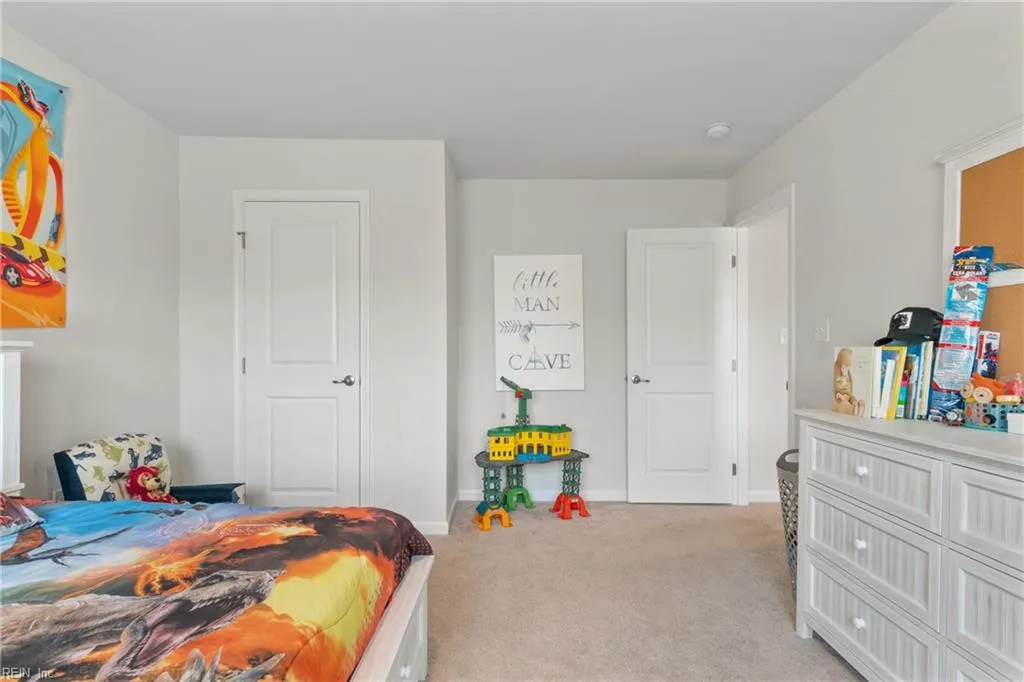 Chesapeake, Virginia 23323, United States, 5 Bedrooms Bedrooms, ,4 BathroomsBathrooms,Residential,Pending,36731