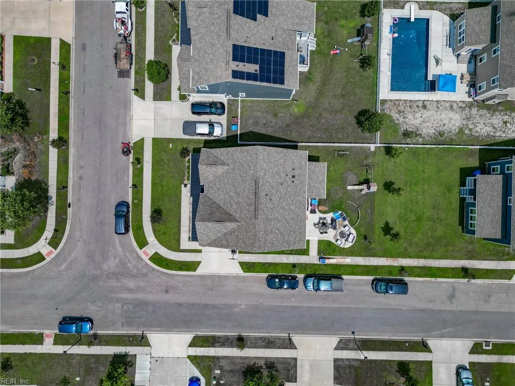 Chesapeake, Virginia 23323, United States, 5 Bedrooms Bedrooms, ,4 BathroomsBathrooms,Residential,Pending,36731