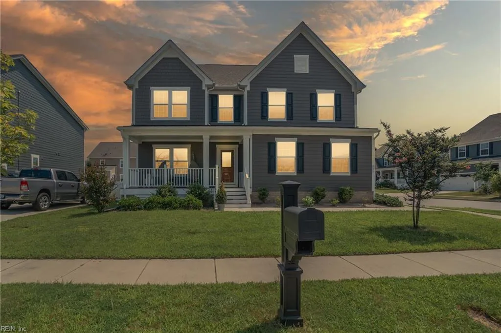 Chesapeake, Virginia 23323, United States, 5 Bedrooms Bedrooms, ,4 BathroomsBathrooms,Residential,Pending,36731