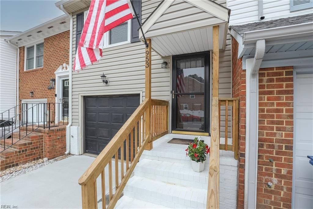 Photo of 953 Wildwood Square Court, Virginia Beach, VA 23454 (MLS # 10617819)