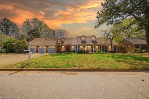 Photo of 2605 Admiral Drive, Virginia Beach, VA 23451 (MLS # 10628086)