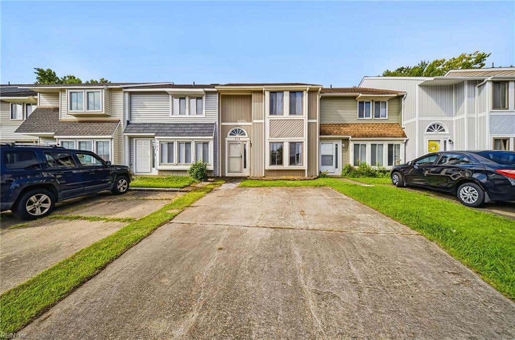 Photo of 719 Waters Drive, Virginia Beach, VA 23462 (MLS # 10637406)