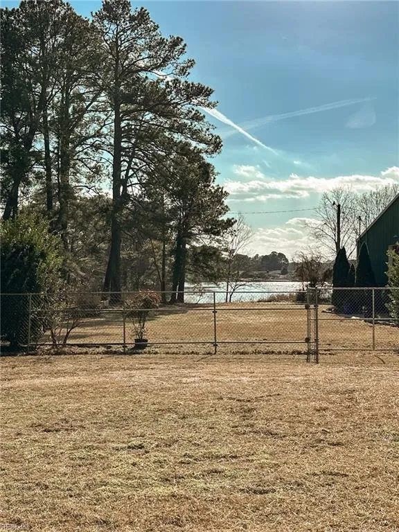 Portsmouth, Virginia 23703, United States, 3 Bedrooms Bedrooms, ,2 BathroomsBathrooms,Residential,Active,2479