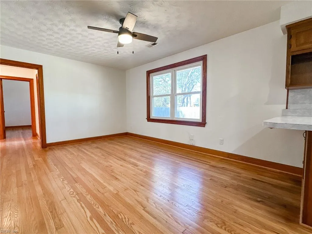 Portsmouth, Virginia 23703, United States, 3 Bedrooms Bedrooms, ,2 BathroomsBathrooms,Residential,Active,2479