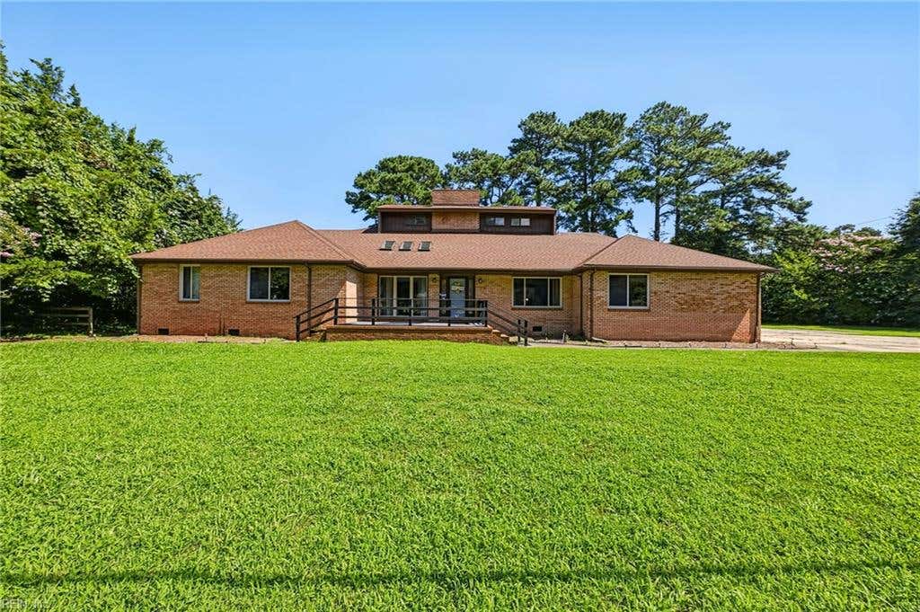 Photo of 100 Snead Fairway, Portsmouth, VA 23701 (MLS # 10648498)