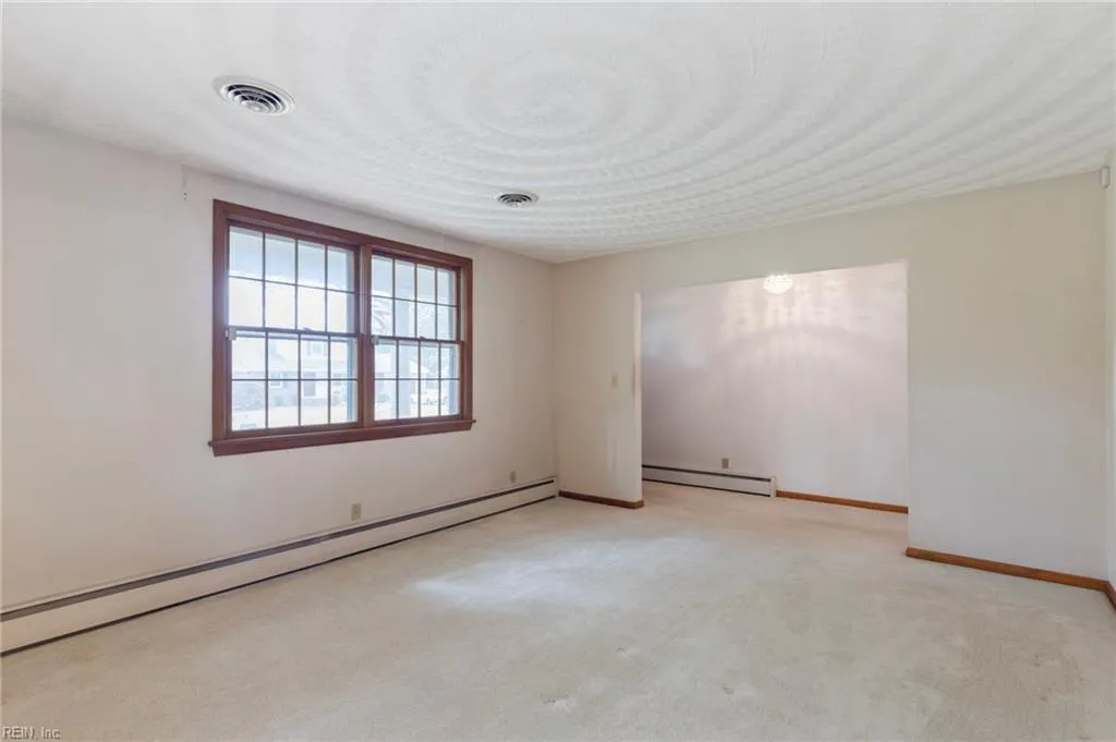 Chesapeake, Virginia 23322, United States, 3 Bedrooms Bedrooms, ,2 BathroomsBathrooms,Residential,Pending,139197