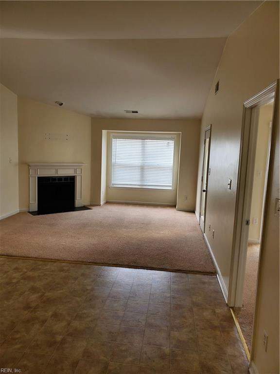 Hampton, Virginia 23669, United States, 2 Bedrooms Bedrooms, ,2 BathroomsBathrooms,Residential,Active,45310