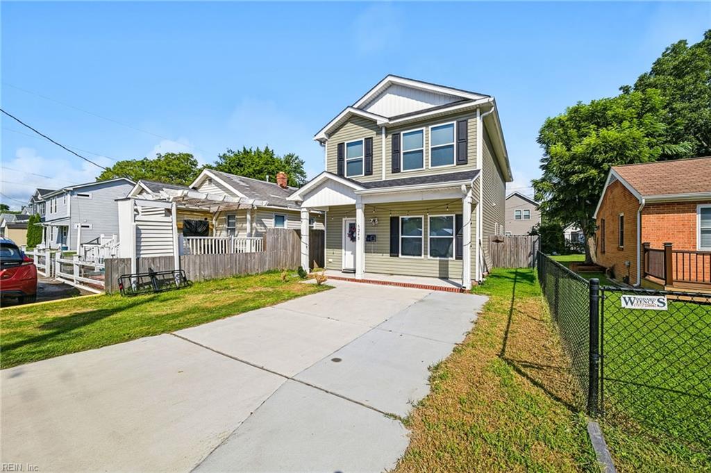 Photo of 524 Harriett St Street #B, Hampton, VA 23669 (MLS # 10651767)