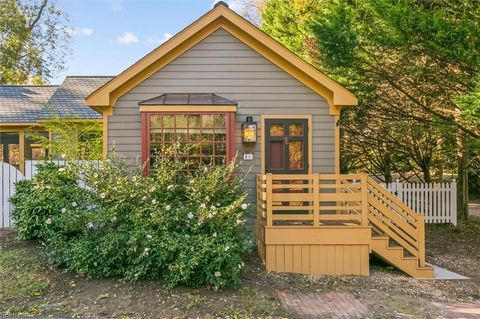 Photo of 106 Main Street, Yorktown, VA 23690 (MLS # 10609928)