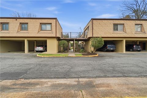 Photo of 1501 Malibu Place, Newport News, VA 23608 (MLS # 10626773)