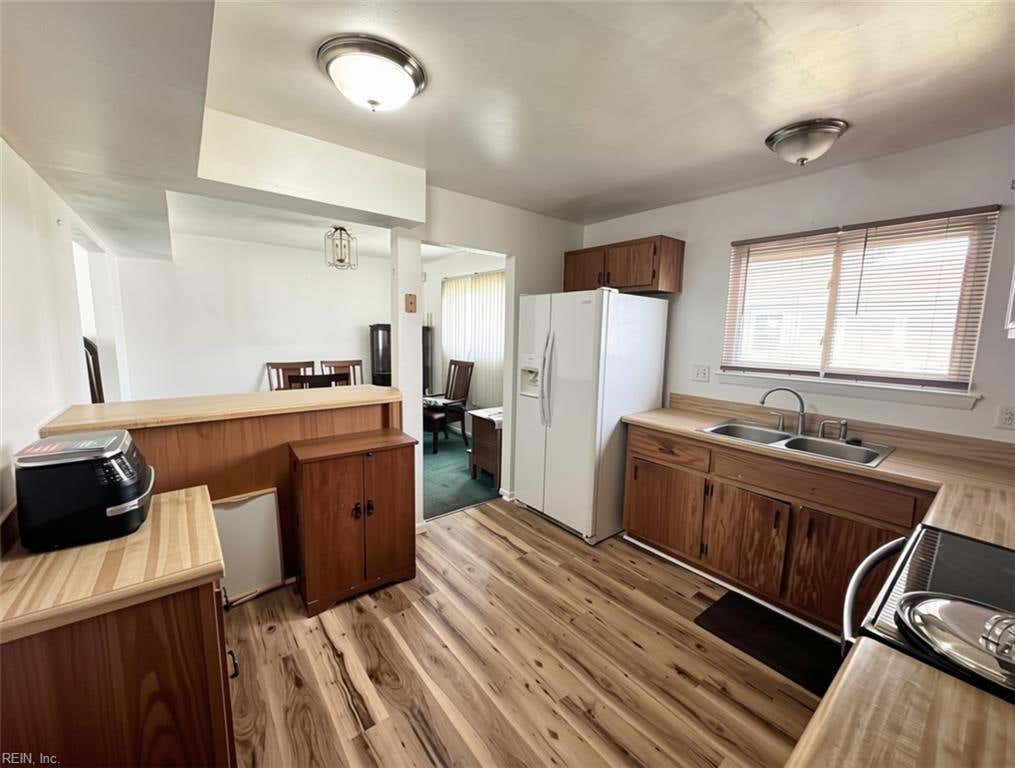 Photo of 844 Parapet Road, Chesapeake, VA 23323 (MLS # 10641818)