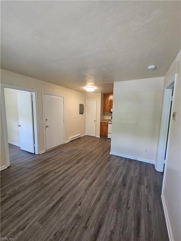 Photo of 1433 Kingston Avenue #6, Norfolk, VA 23503 (MLS # 10641009)