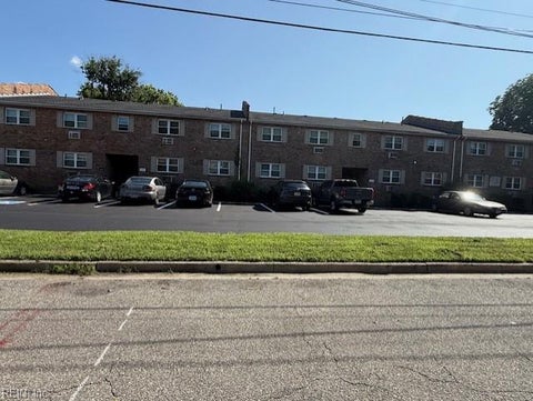 Photo of 1433 Kingston Avenue #6, Norfolk, VA 23503 (MLS # 10641009)