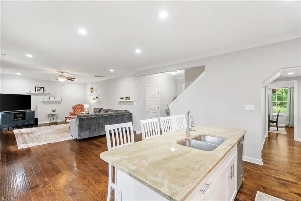 Norfolk, Virginia 23518, United States, 4 Bedrooms Bedrooms, ,3 BathroomsBathrooms,Residential,Pending,134201