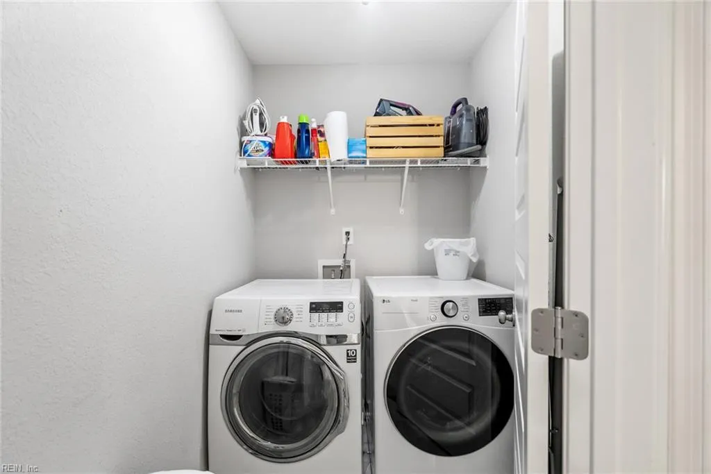 Norfolk, Virginia 23518, United States, 4 Bedrooms Bedrooms, ,3 BathroomsBathrooms,Residential,Pending,134201