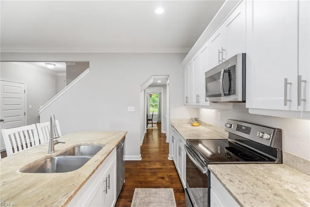 Norfolk, Virginia 23518, United States, 4 Bedrooms Bedrooms, ,3 BathroomsBathrooms,Residential,Pending,134201