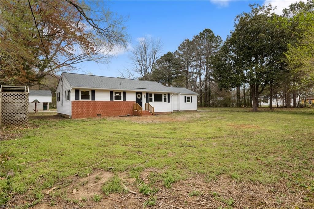 Photo of 7013 Ashley Street, Hayes, VA 23072 (MLS # 10626868)