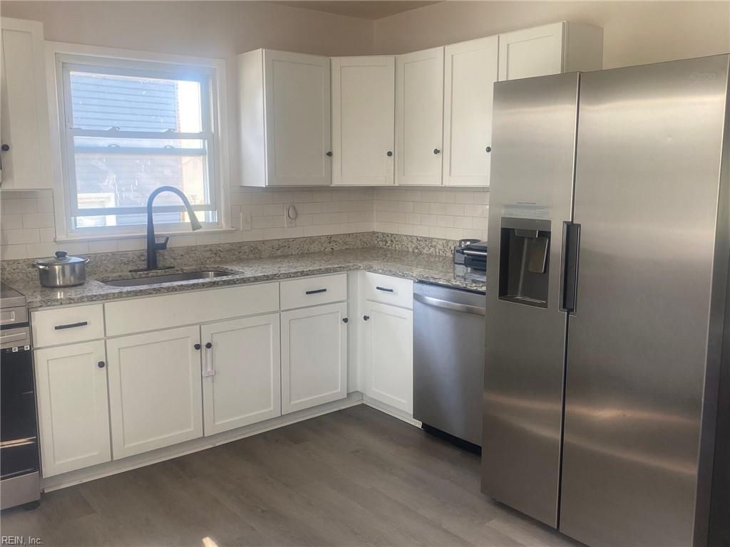 Photo of 17 Janet Drive, Hampton, VA 23661 (MLS # 10626960)