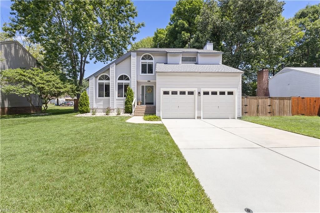 Photo of 3 Hunter Trce TRCE, Hampton, VA 23669 (MLS # 10637542)