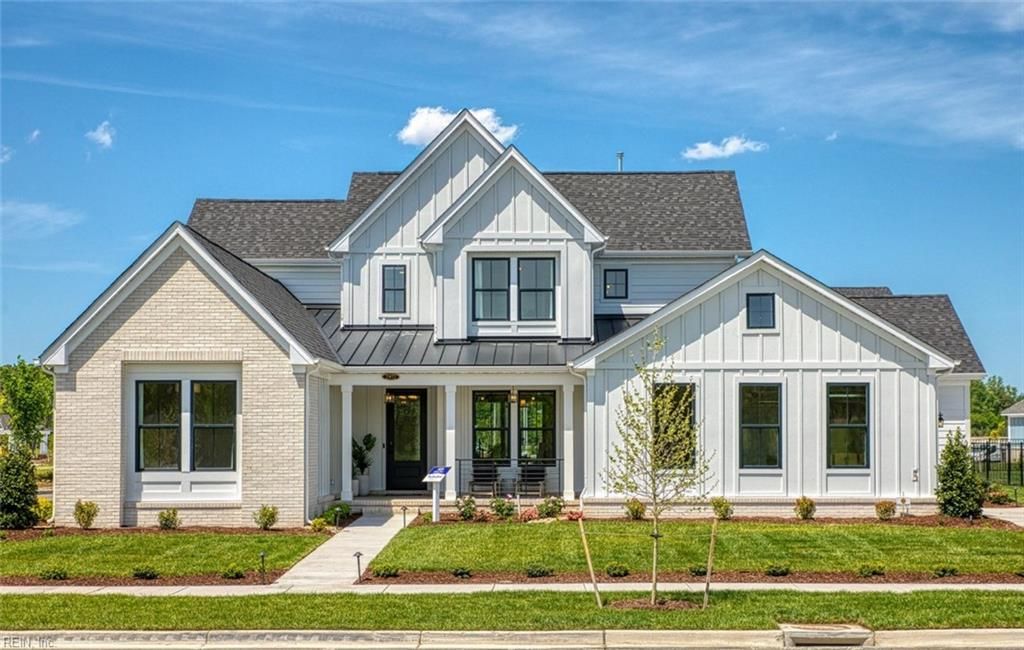 Photo of 2972 Weston Loop, Virginia Beach, VA 23456 (MLS # 10612709)